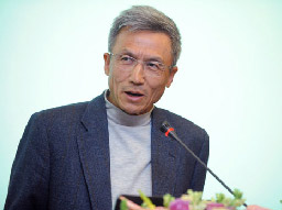 许小年：互联网能提高金融效率但无法改写经济规律